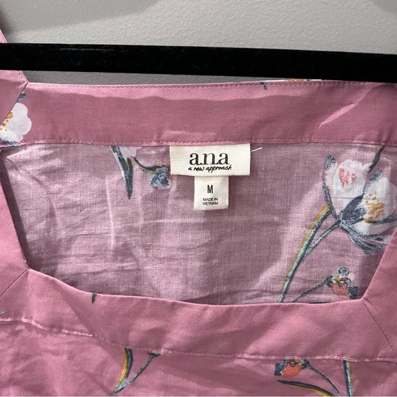 A New Approach Square Neck Pink Floral Blouse-Md - Picture 2 of 4